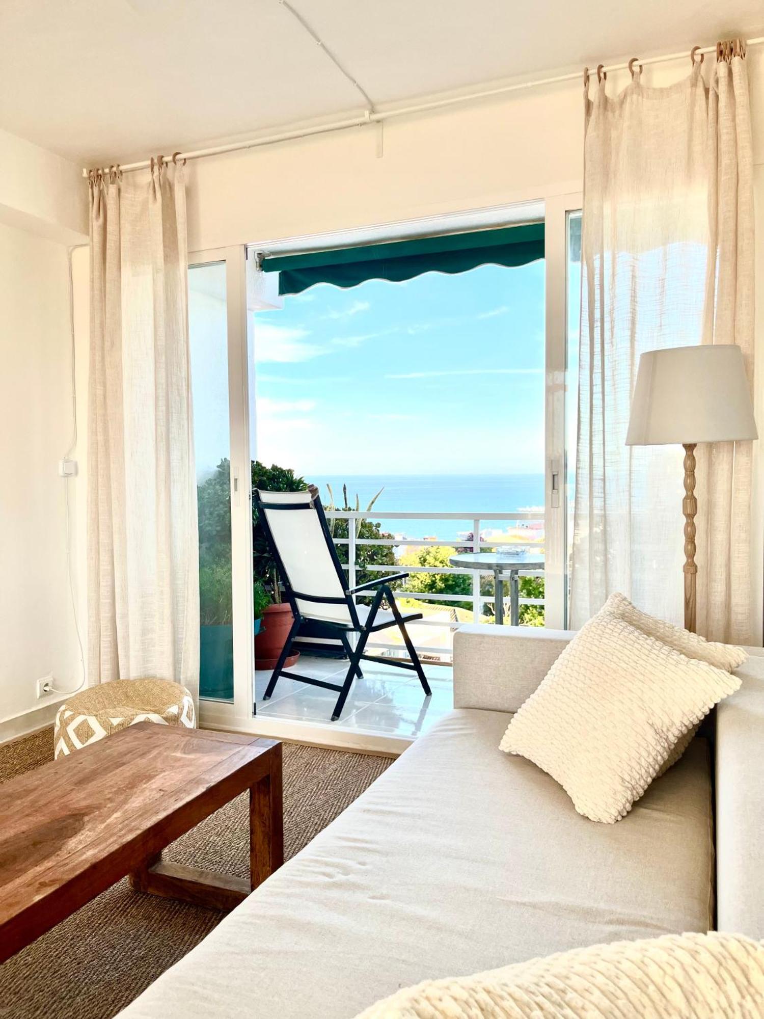 Light-Filled Apartment With Sea Views Τορρεμολίνος Εξωτερικό φωτογραφία